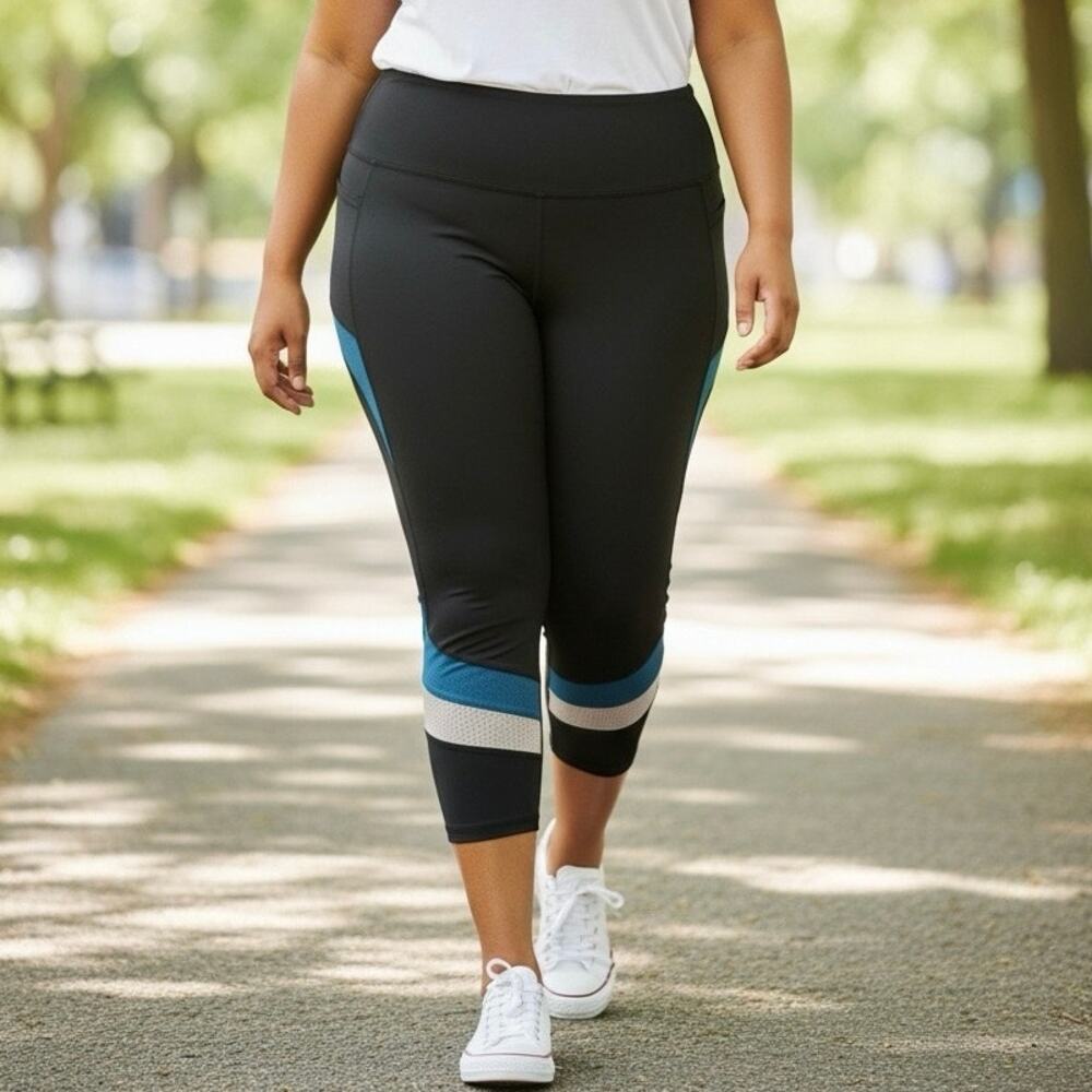 Shape behind the Seams, cardio high rise crop leggings size 1X NWT